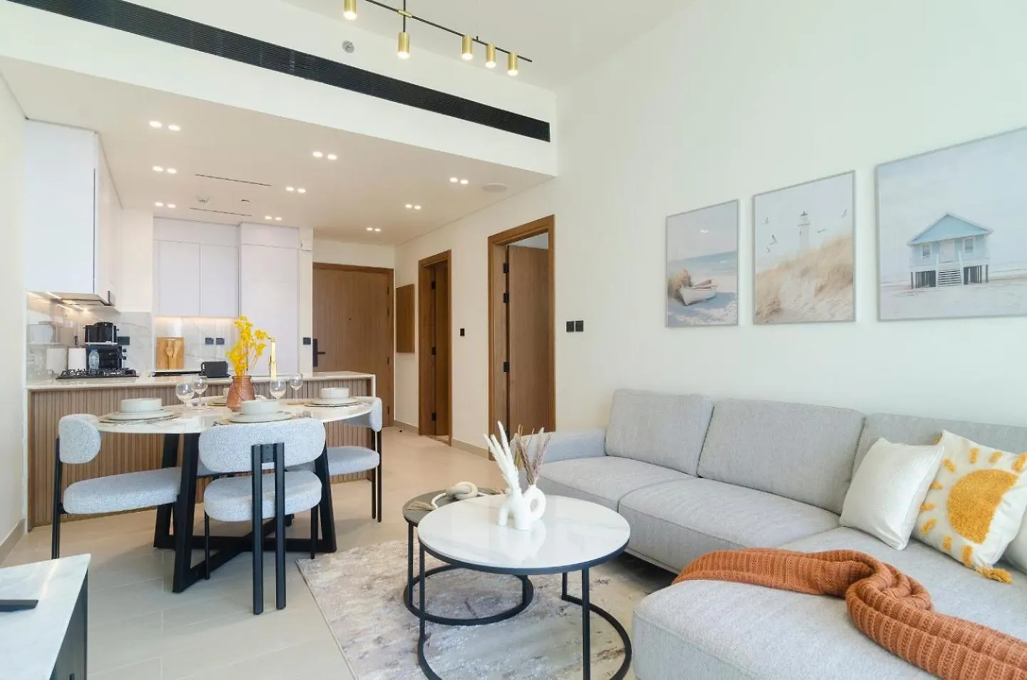 Binghatti Amber Dubai 0*,  Förenade Arabemiraten